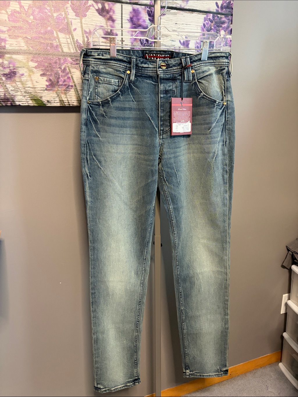 Men’s Vayder Faded Light Blue Jeans Tapered Fit Size 31 Nwt